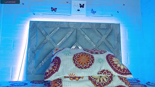 Snapshot of tami_vega chatting on June 7, 1:15 pm tami vega online show from June 7, 1:15 pm