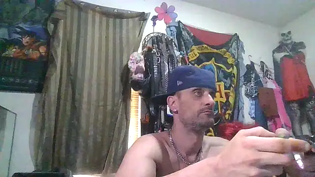 slinginbigD online show from February 5, 7:40 pm