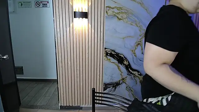 Bruja  Scarlata online show from October 29, 10:06 am