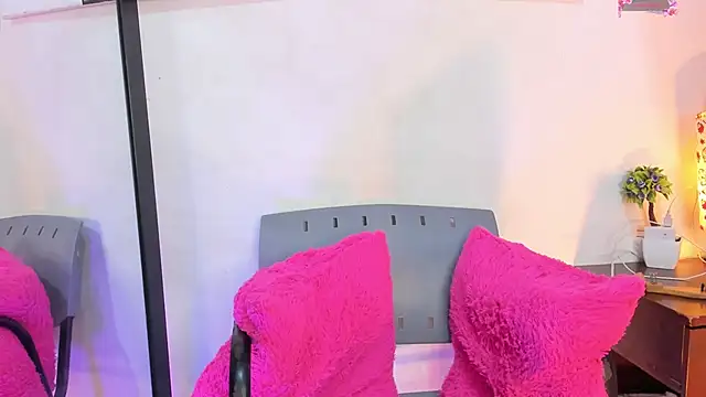 Monica lopez online show from December 14, 7:46 pm