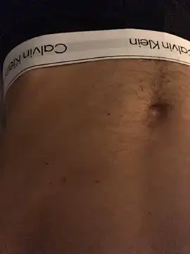 Snapshot of luisduessi18cm chatting on February 11, 5:07 pm luisduessi18cm online show from February 11, 5:07 pm