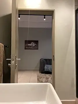 mmbaliii online show from November 22, 1:54 pm