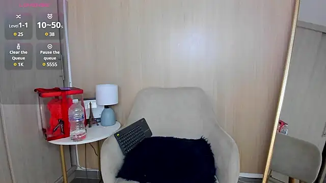 Snapshot of Sofisaenz_ chatting on January 15, 7:59 am Sofisaenz online show from January 15, 7:59 am
