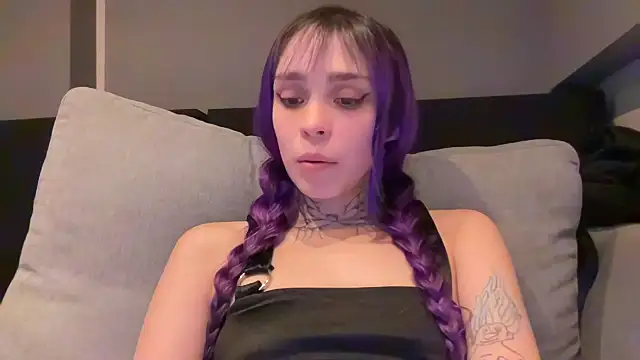 Snapshot of loletabb chatting on October 9, 12:30 am loletabb online show from October 9, 12:30 am