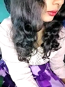 Miss-Siyaa online show from December 24, 1:28 pm