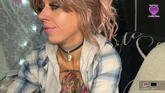 VeronicaRonnieTaylor online show from October 29, 4:26 am