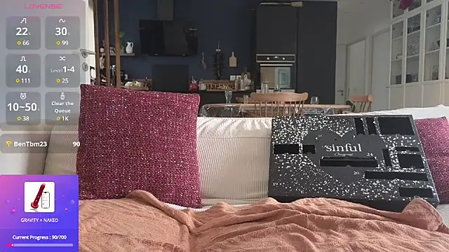 Luxymin34 online show from December 12, 9:51 am