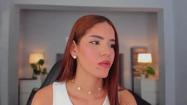 Madie  collins online show from October 1, 10:10 am