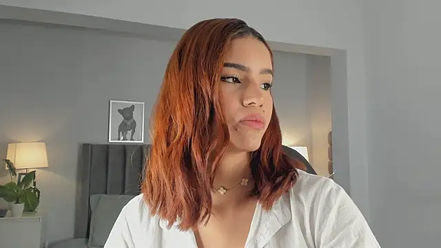 Madie  collins online show from November 17, 12:11 pm