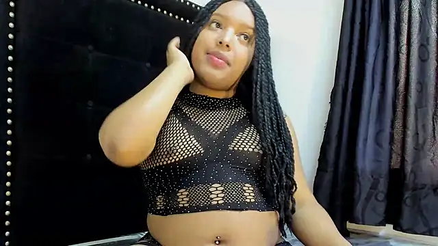 ShanayaKops online show from October 29, 2:30 pm