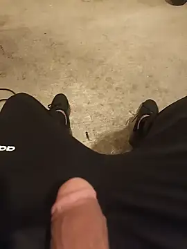 Snapshot of casper0303 chatting on March 22, 3:09 pm casper0303 online show from March 22, 3:09 pm