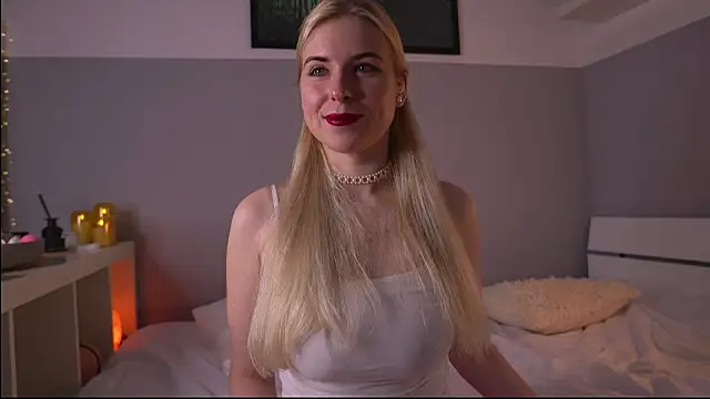 lorrie love story online show from May 3, 11:49 am