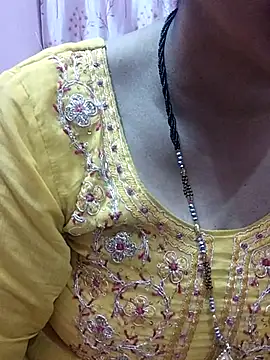 Urmila bhabhii online show from February 18, 4:16 pm