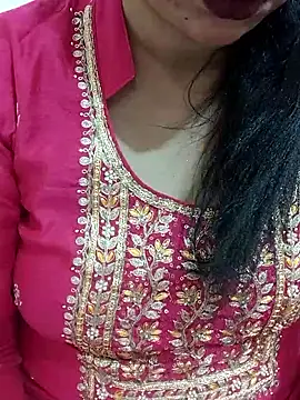 Snapshot of Urmila_bhabhii chatting on May 12, 3:14 am Urmila bhabhii online show from May 12, 3:14 am