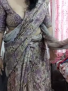 Snapshot of Urmila_bhabhii chatting on May 16, 3:14 am Urmila bhabhii online show from May 16, 3:14 am