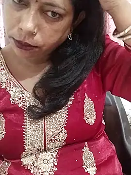 Snapshot of Urmila_bhabhii chatting on June 28, 2:28 am Urmila bhabhii online show from June 28, 2:28 am