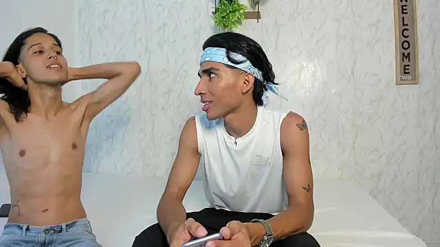 Snapshot of jony_honey chatting on June 13, 11:30 am jony honey online show from June 13, 11:30 am