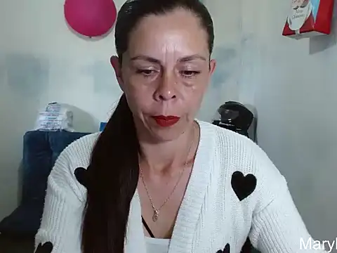 Snapshot of Marilyn_xxxx chatting on May 13, 6:38 pm Marilyn xxxx online show from May 13, 6:38 pm