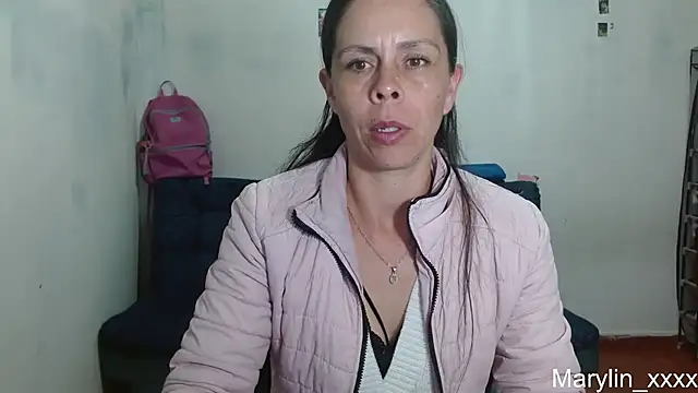 Snapshot of Marilyn_xxxx chatting on June 17, 12:13 am Marilyn xxxx online show from June 17, 12:13 am