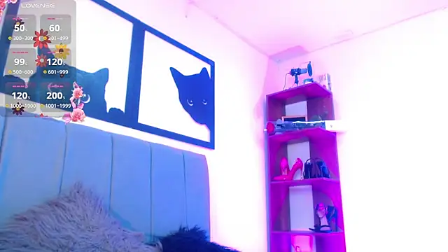 VictoriaMontero30000 online show from March 8, 12:55 am