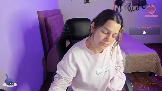 Snapshot of Sabrina_Hall_ chatting on November 22, 2:54 am Sabrina Hall online show from November 22, 2:54 am