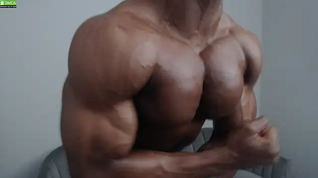 Snapshot of exquisite50 chatting on December 1, 11:47 pm exquisite50 online show from December 1, 11:47 pm