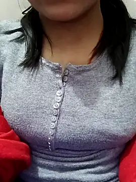 Snapshot of Riyu_05 chatting on December 17, 10:12 am Riyu 05 online show from December 17, 10:12 am