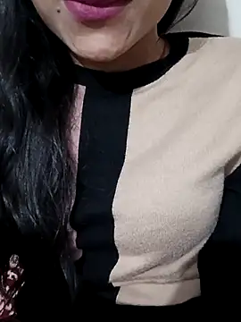 Snapshot of Riyu_05 chatting on February 24, 10:26 am Riyu 05 online show from February 24, 10:26 am