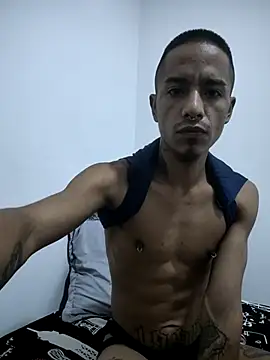 Snapshot of Mowgli_FFun chatting on June 25, 7:29 pm Mowgli FFun online show from June 25, 7:29 pm
