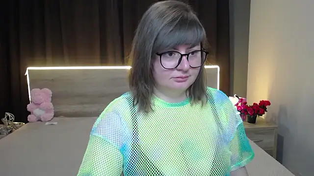 ZannaDreil online show from January 10, 6:53 pm