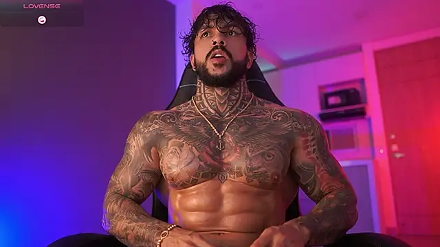 Snapshot of mariano_costa chatting on October 23, 4:56 am mariano costa online show from October 23, 4:56 am