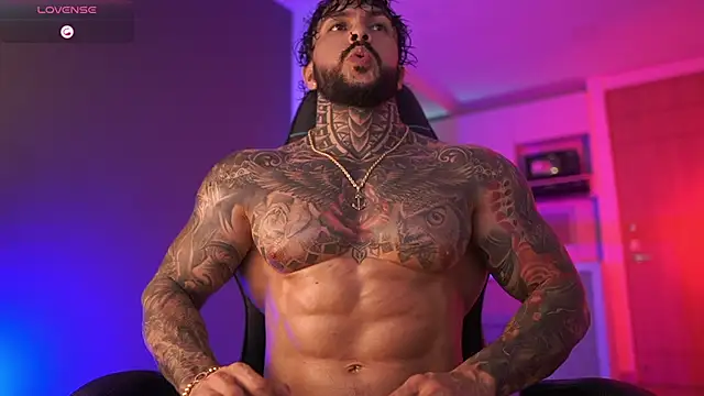 Snapshot of mariano_costa chatting on October 31, 4:24 am mariano costa online show from October 31, 4:24 am