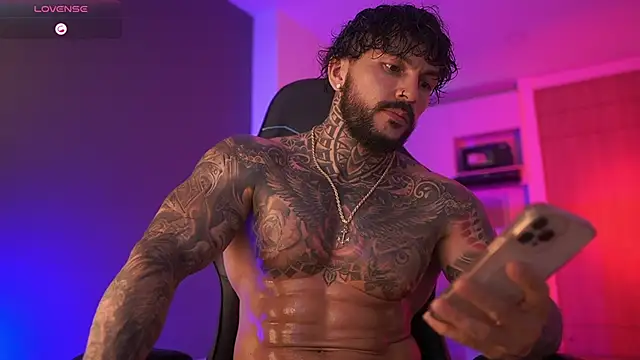 Snapshot of mariano_costa chatting on November 5, 3:50 am mariano costa online show from November 5, 3:50 am