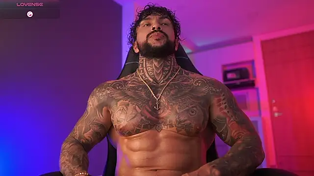 Snapshot of mariano_costa chatting on November 20, 1:50 am mariano costa online show from November 20, 1:50 am