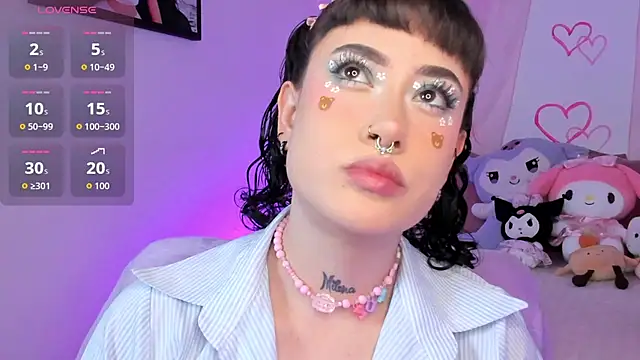 melody suarez online show from October 28, 10:56 pm