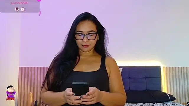 Snapshot of DIOSA-HOT chatting on May 11, 10:29 pm DIOSA-HOT online show from May 11, 10:29 pm