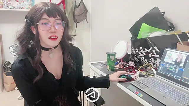 yahanr online show from October 2, 4:47 pm