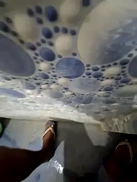 Snapshot of divyansh_hyderabadi chatting on December 3, 3:52 am divyansh hyderabadi online show from December 3, 3:52 am