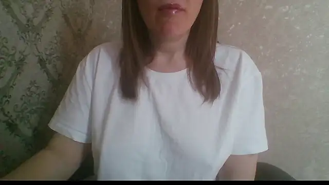 Snapshot of Sladkiegubki chatting on February 10, 9:13 am Sladkiegubki online show from February 10, 9:13 am