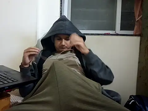 Snapshot of Jonrobinso chatting on January 6, 3:49 pm Jonrobinso online show from January 6, 3:49 pm