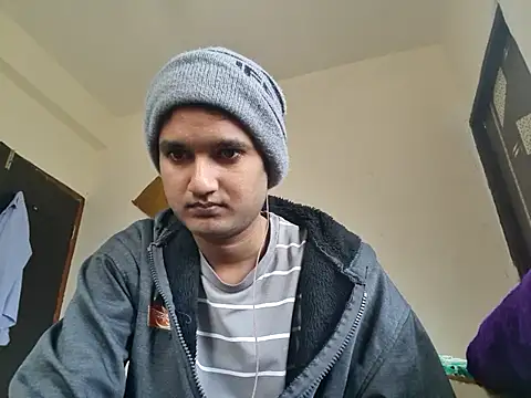 Snapshot of Jonrobinso chatting on January 18, 5:00 am Jonrobinso online show from January 18, 5:00 am