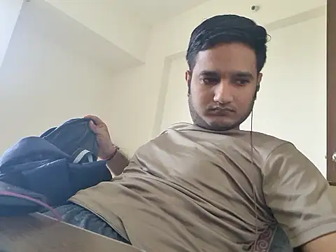 Jonrobinso online show from May 2, 4:06 am
