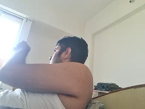 Snapshot of Jonrobinso chatting on June 6, 11:37 am Jonrobinso online show from June 6, 11:37 am