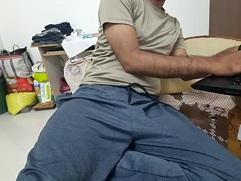 Jonrobinso online show from July 15, 4:01 pm