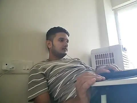 Jonrobinso online show from August 1, 6:01 am