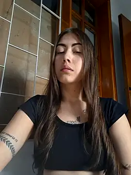 Snapshot of Maralains chatting on March 21, 12:07 am Maralains online show from March 21, 12:07 am