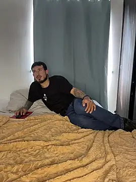 anika lowen02 online show from October 28, 7:16 pm