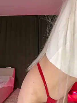 LoveLuna  online show from May 29, 10:19 pm