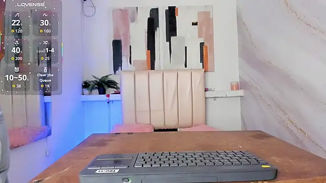 miranda villa online show from December 2, 12:21 pm