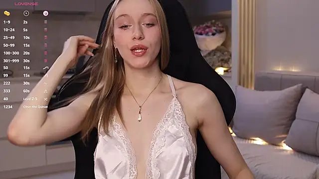 PollyAgata online show from November 25, 7:14 pm